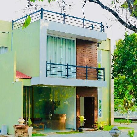 Shanthi Villa Resort Anuradhapura Zewnętrze zdjęcie